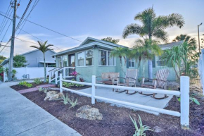 Vibrant Dunedin Getaway with Furnished Patio!